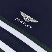 Laden Sie das Bild in den Galerie-Viewer, Chest Stripe Hoodie