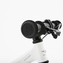 Laden Sie das Bild in den Galerie-Viewer, Bentley Balance Fahrrad